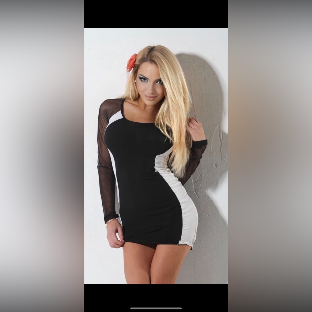 Kardashian Kollection small dress